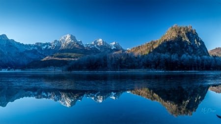 Mountain Lake Reflection - m reflection, sky, lake, mountains, firefox persona theme, blue