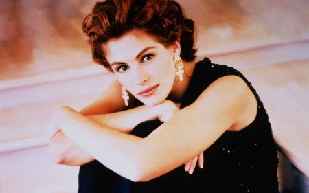 Julia Roberts - Makeup, Woman, People, Black, Pretty, Actreses, Beauitful, Eyes