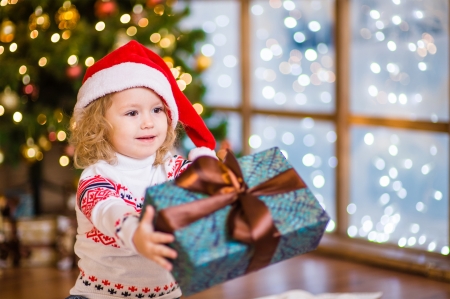 Merry Christmas! - christmas, craciun, girl, little, gift, copil, tree, child