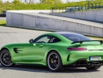 2017 Mercedes-AMG GT R