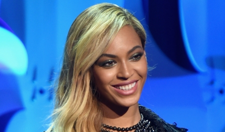 BEYONCE - fashion, actress, singer, songwriter