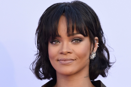 RIHANNA - FASHION, ACTRESS, SONGWRITER, SINGER