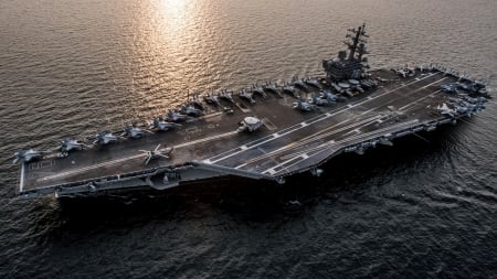 Aircraft Carrier USS Ronald Reagan - aircraft, ship, ronald, uss, carrier, reagan, military