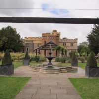 Castle Gardens & Fountain