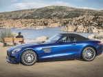 2018 Mercedes-AMG GT Roadster