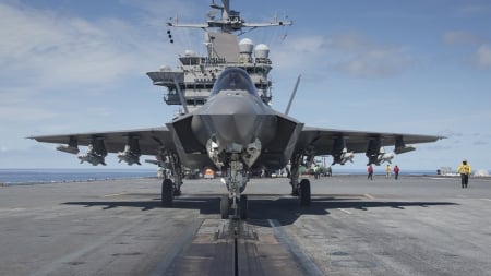 F-35 Lightning on an Aircraft Carrier - aircraft, ship, plane, lightning, carrier, f-35, military