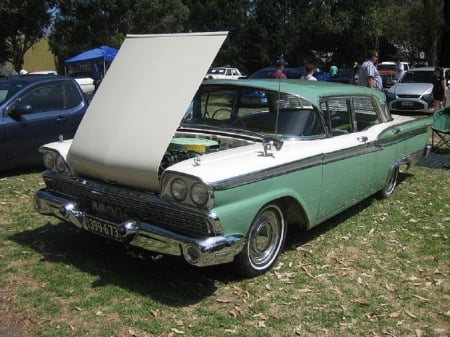 FORD FAIRLANE 500----1960-61 - ford, australian, fairlane, car