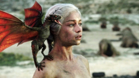 Game of Thrones - mother, actress, emilia clarke, girl, fantasy, dragon, tv series, princess, daenerys targaryen