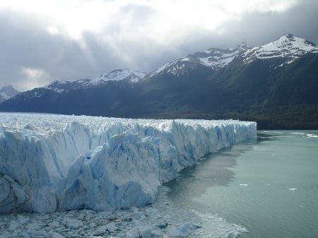 Beautiful Perito Moreno Glacier in Argentina - nature, ice, glaciers, mountains, argentina