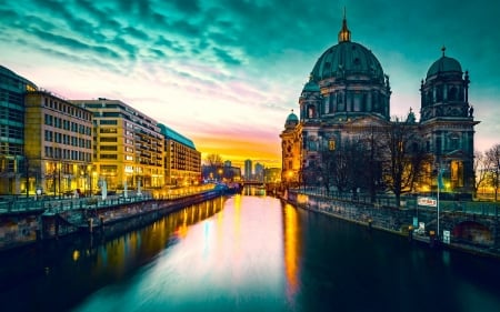 Berliner Dom - clouds, sunset, ancient, dom, lake, houses, berliner, building