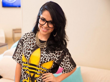 BeckyGWallpaper2 - singer, Yellow Ranger, Becky G, Power Rangers