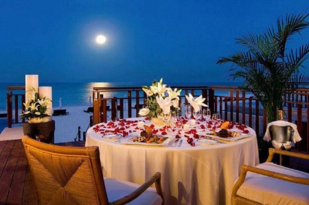 Romantic dinner by the sea