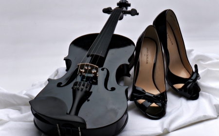 Ann Taylor - shoes, black, ann taylor, violin