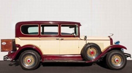 1930 REO Flying Cloud, 318 V8