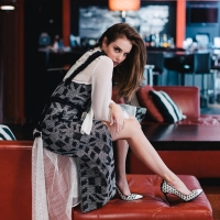 Elizabeth Gillies