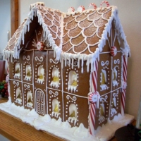 Christmas Gingerbread House