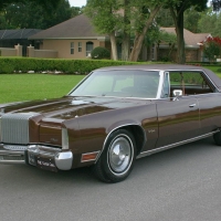 1976 Chrysler New Yorker Brougham