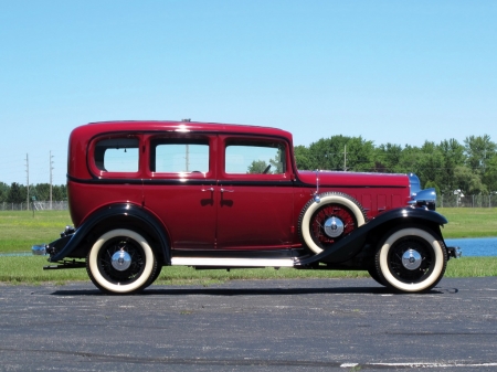 Buick Series 90 5-passenger Sedan 1932 - Car, Red, Sedan, Series 90, Old-Timer, Buick, 5-Passenger