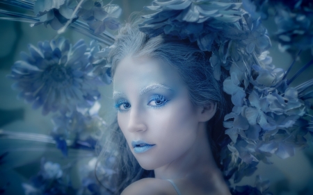 Beauty - winter, blue, girl, beauty, flower, snow queen, woman, model, face, makeup, hydrangea