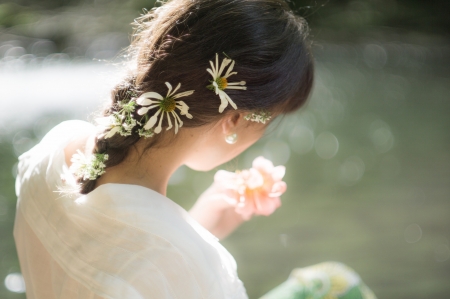 Flowers in Hair - back, woman, flowers, model