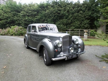 1953 Bentley R-Type - luxury, bentley, r-type, car, old-timer