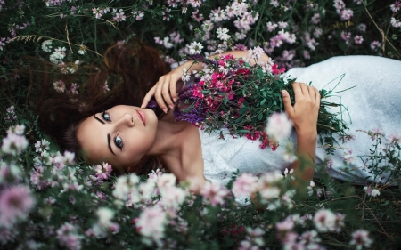 Beauty - woman, girl, sangele voinicului, summer, bouquet, model, flower