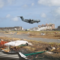 Rescue plane lands in St. Martin