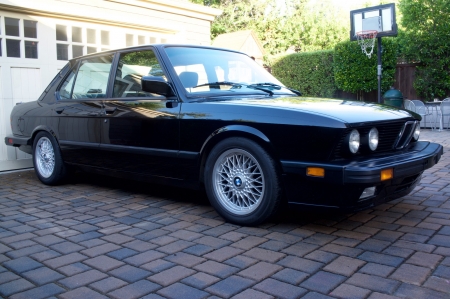 1988 BMW M5 - m5, old-timer, car, luxury, bmw