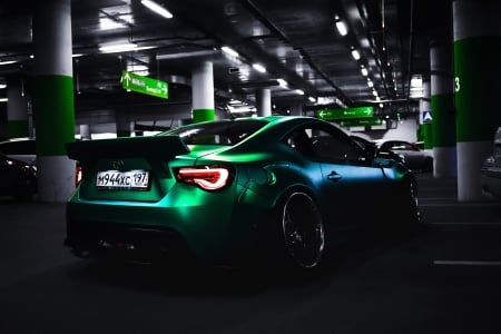 Shiny Green - high resolution, car, motor, green, shiny