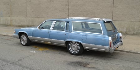 cadillac fleetwood stationwagon - american, fleetwood, stationwagon, cadillac