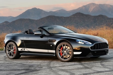 aston martin v8 vantage gt roadster