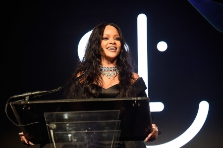 RIHANNA - FASHION, DIAMOND BALL, SONGWRITER, SINGER