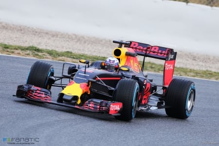 Red Bull RB12 2016 - Red Bull, RB12, Sports, Formula 1