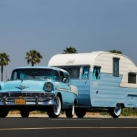 1956 Chevrolet Bel Air Nomad Retro Stationwagon Trailor Camping