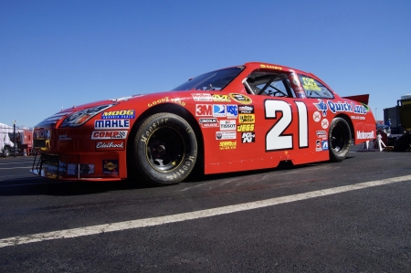 2008 Ford Fusion Pit Practice NASCAR - sports, practice, fusion, car, red, pit, ford, nascar