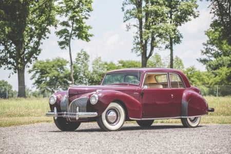 1941 Lincoln Continental Coupe 292ci V12 3-Speed