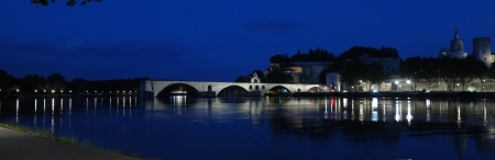 Le Pont D'Avignon. Bridge on River Rhone at Avignon 2 - rhone, france, avignon, bridge, floodlit