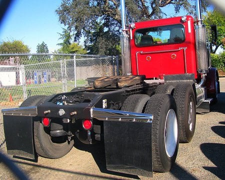 Red Peterbilt 379 Day-Cab - cars, big rigs, trucks