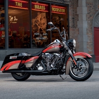 2013-Harley-Davidson-FLHR-Road-King2
