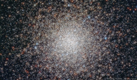 Star Cluster NGC 362 from Hubble - space, fun, galaxies, stars, cool