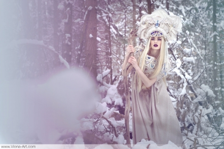 Beauty - winter, northern tamarisk, blue, queen, snow, girl, forest, pink, white, model, iarna