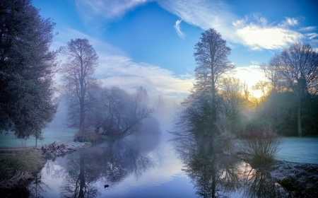 Rivers - Rzeka, Mgla, Odbicie, Drzewa