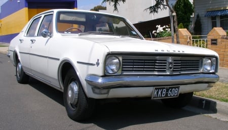 ht holden kingswood