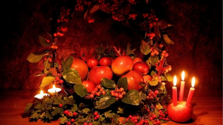 Glorious Autumn - harvest, holly, holidays, light, leaves, berries, fall, apples, Firefox Persona theme, autumn, candles, Thanksgiving