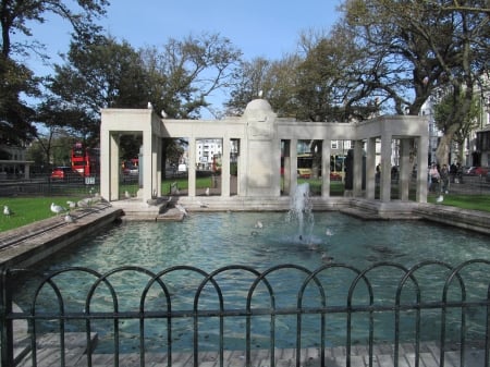 War Memorial - water features, architecture, sussex, brighton, memorials