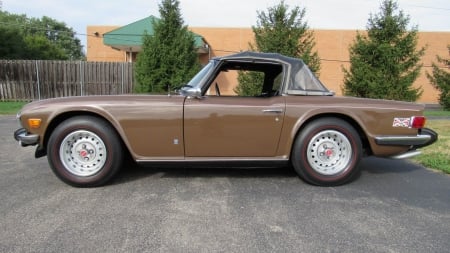 1975 Triumph TR6 Convertible 2.5 4-Speed - sports, 4-speed, tr6, triumph, car, old-timer, convertible