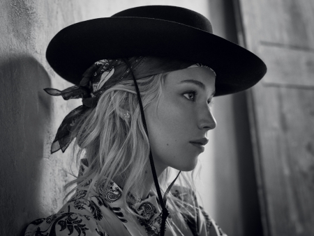 Dior Cowgirl . . - style, girls, western, women, models, hats, ranch, outdoors, cowgirl, fun, female, jennifer lawrence, blondes, fashion