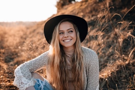 Cowgirl Smile . . - style, girls, western, women, models, hats, ranch, outdoors, cowgirl, fun, female, blondes, fashion