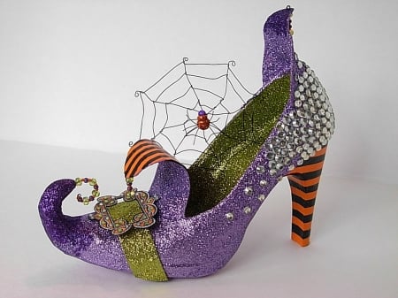 Witches (Bruja) Shoe - halloween, curl, wicca, spider, pointed, web