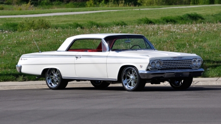 1962-Chevrolet-Impala-SS - white, classic, bowtie, gm